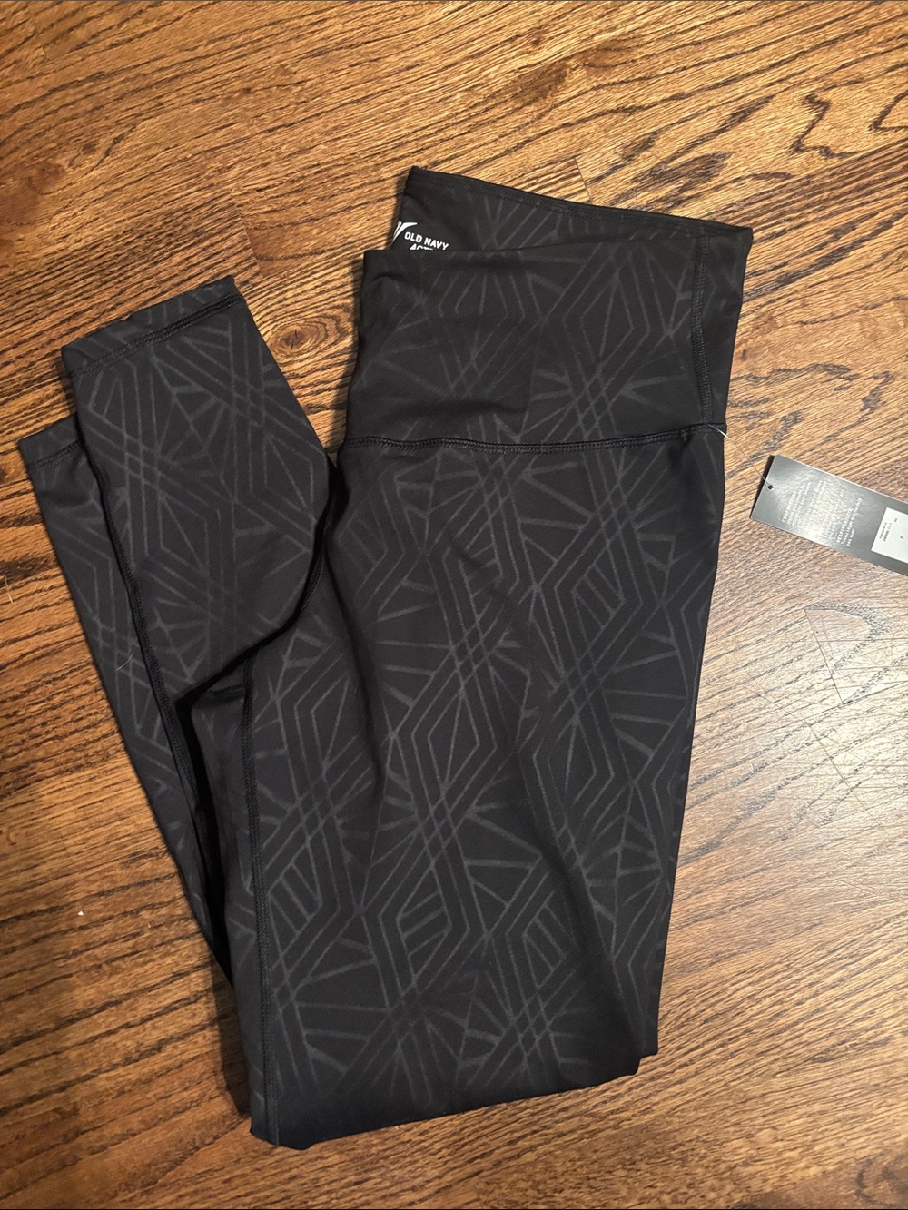 Old Navy Active Black Geometric Print Performance Leggings NWT